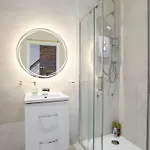 Luxe Living Apartment Bradford (West Yorkshire)