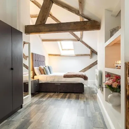 Luxe Living Apartment