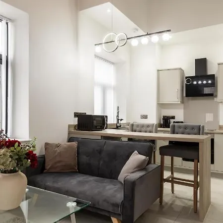 Luxe Living شقة *